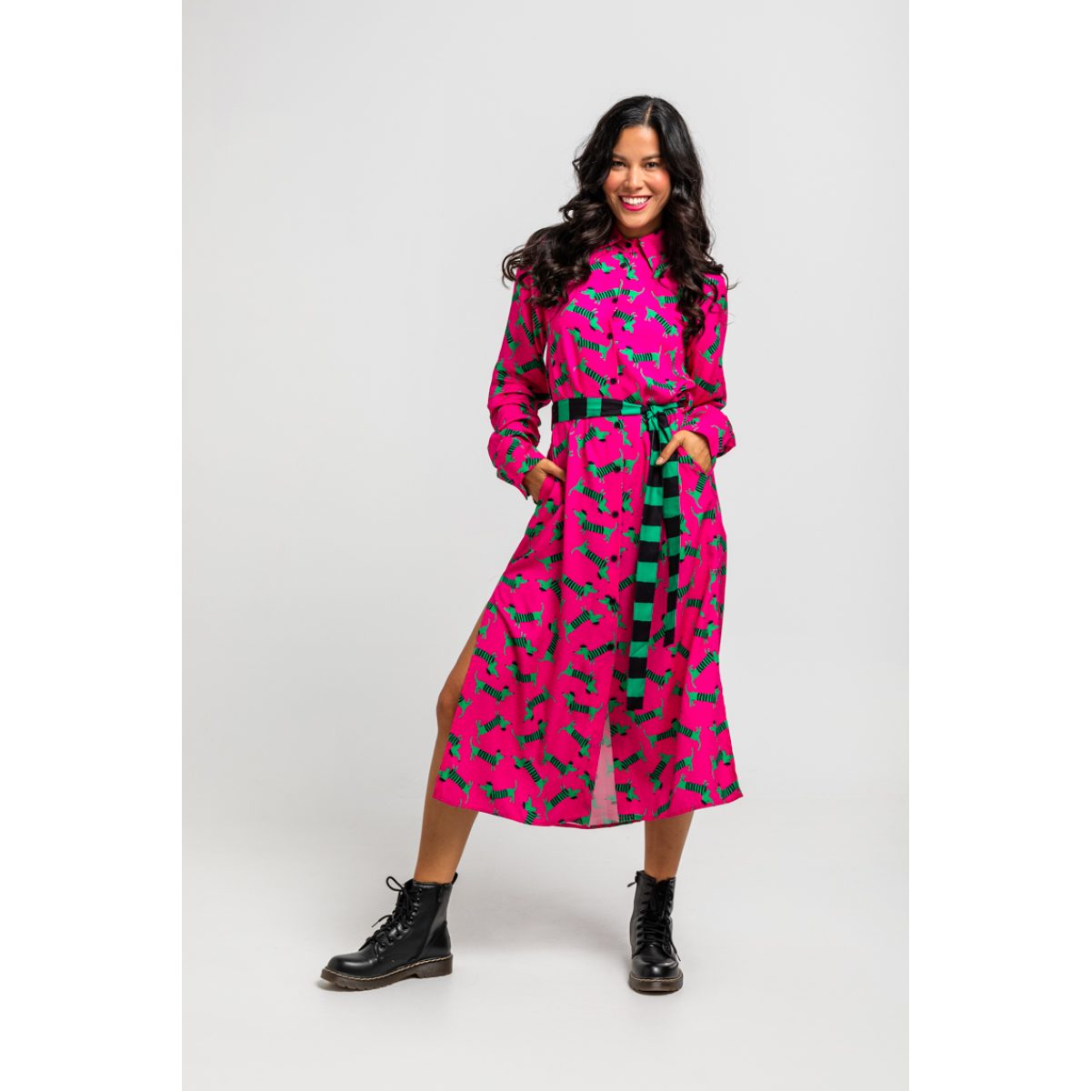 Lolina • Mas para que una perra verde Dress • Green Fuchsia - Image 3