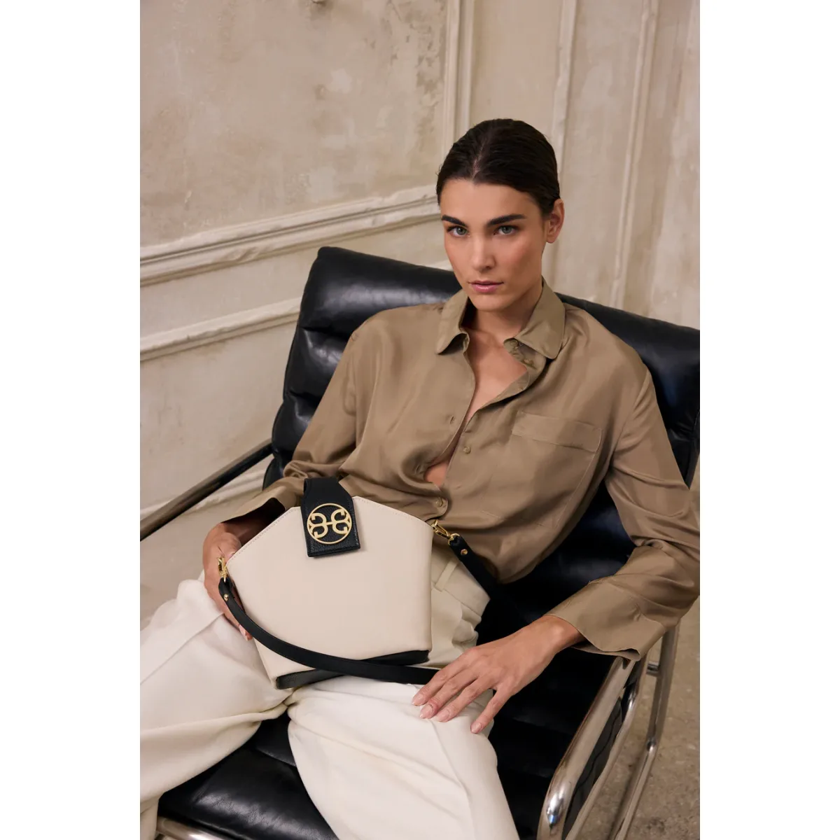 Bonendis • Evelyn Leather Handbag • Ivory Black - Image 2