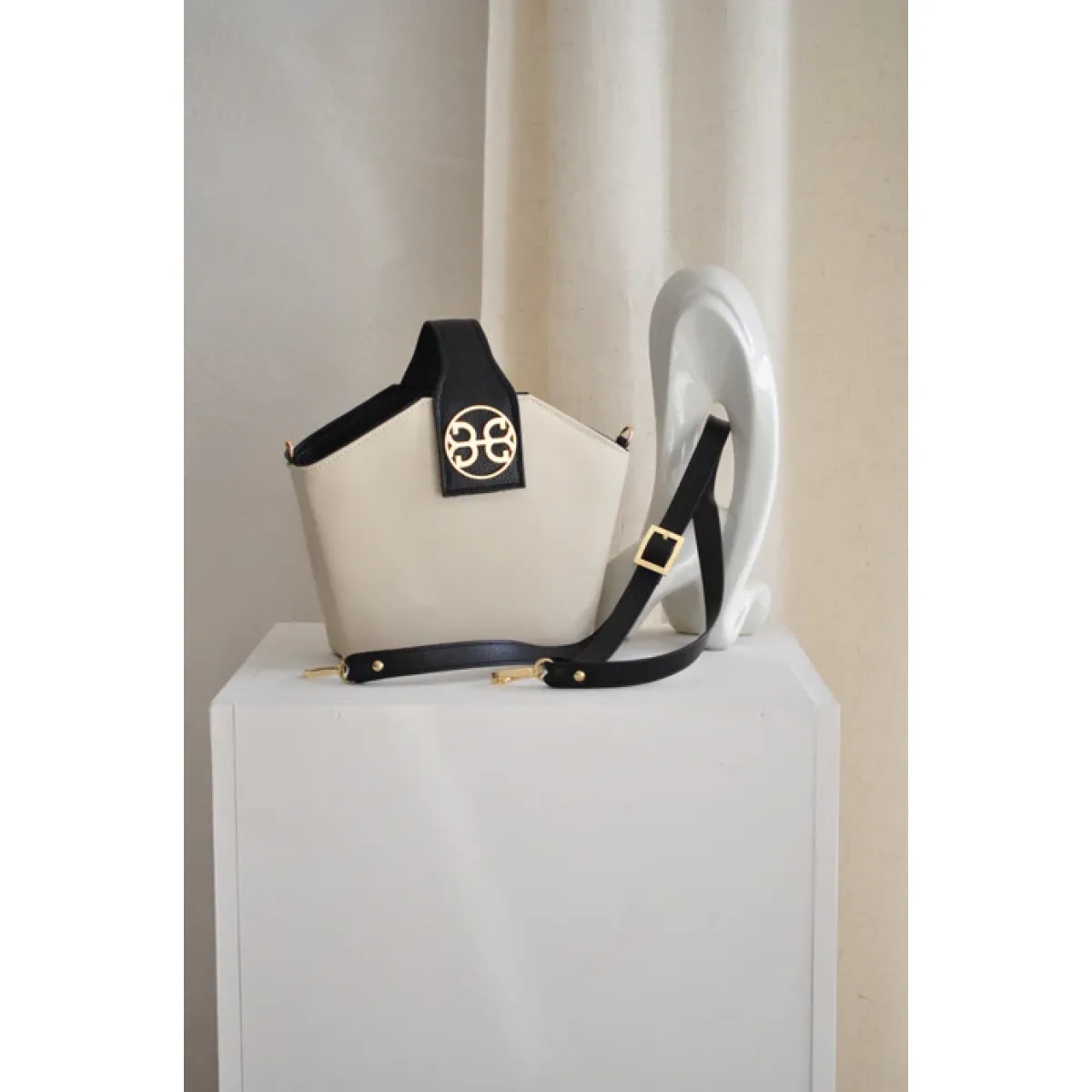 Bonendis • Evelyn Leather Handbag • Ivory Black - Image 4