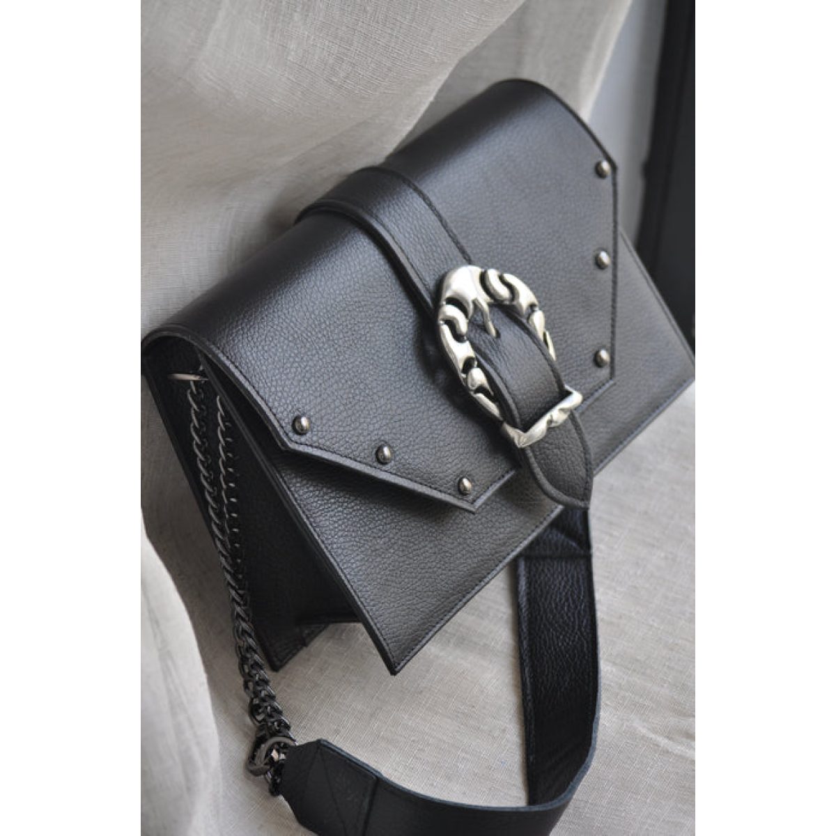 Bonendis • Briana Leather Shoulder Bag • Black - Image 2