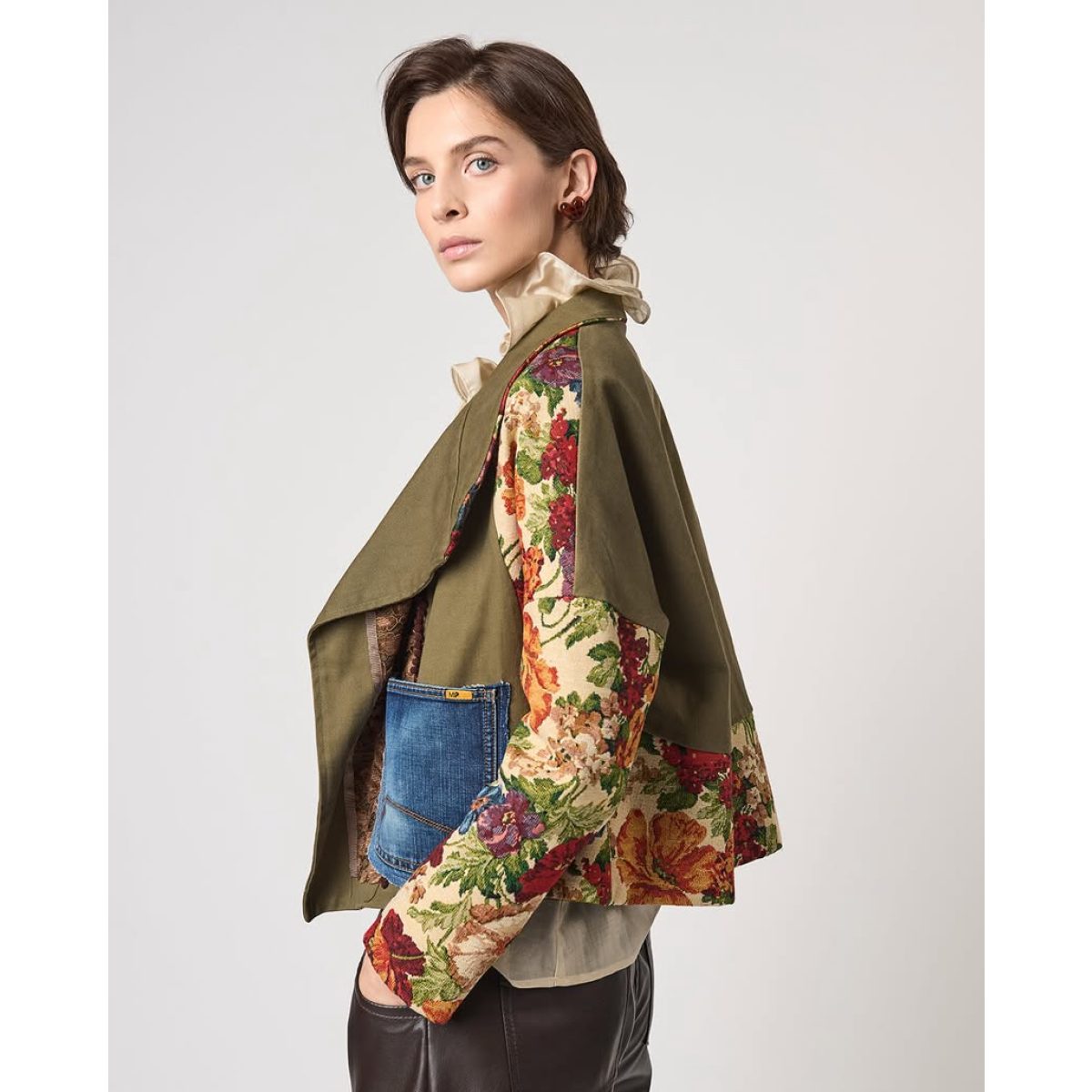 Le Streghe • Vintage Jacket • Khaki - Image 2