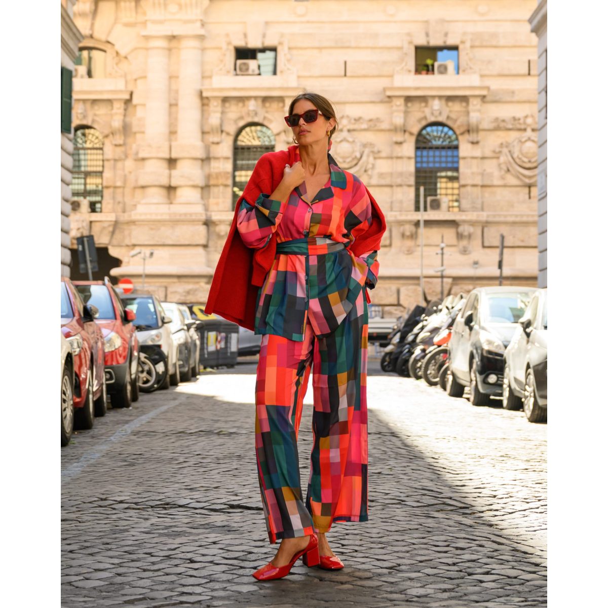 So bohemian • Loretta trousers • Pixel Squares - Image 2