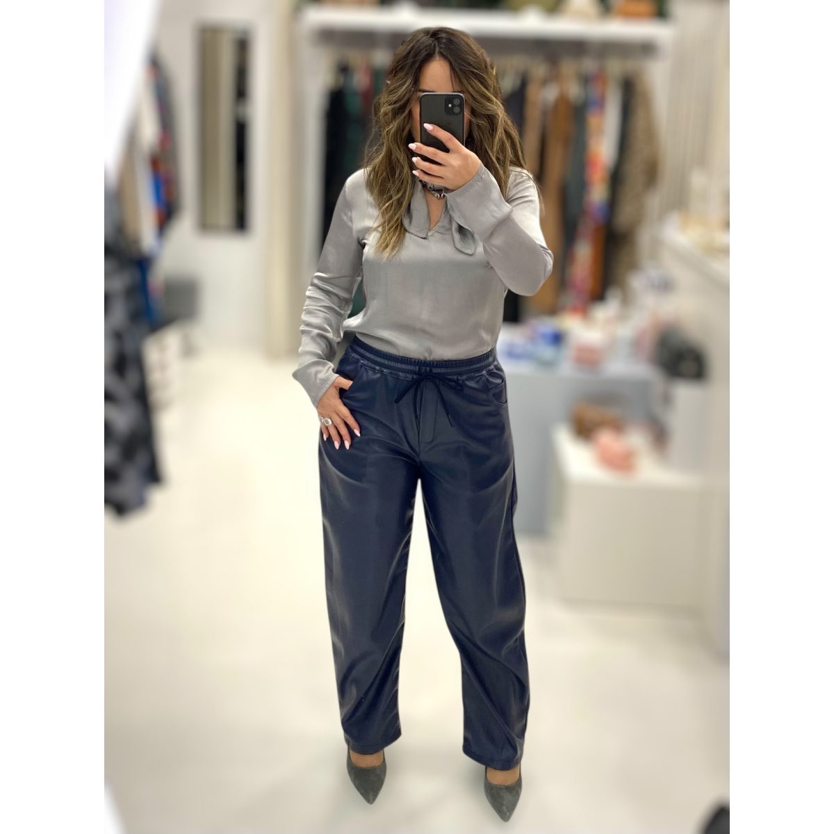 Le Streghe • Knot Blouse • Light Grey - Image 7