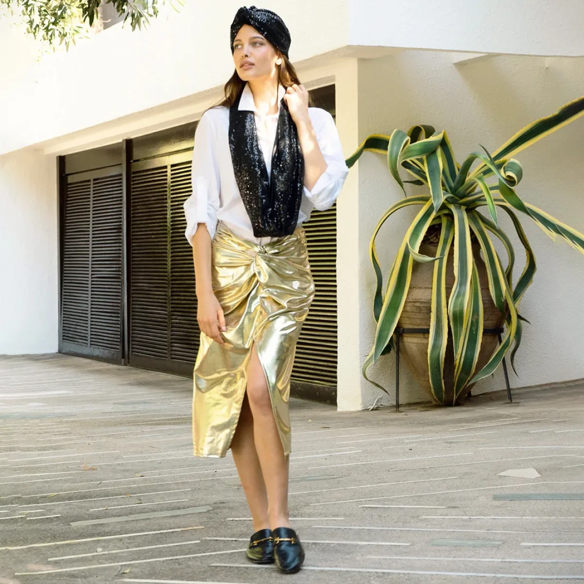 VinD • Handmade Infinity Scarf • Gilda Black - Image 4