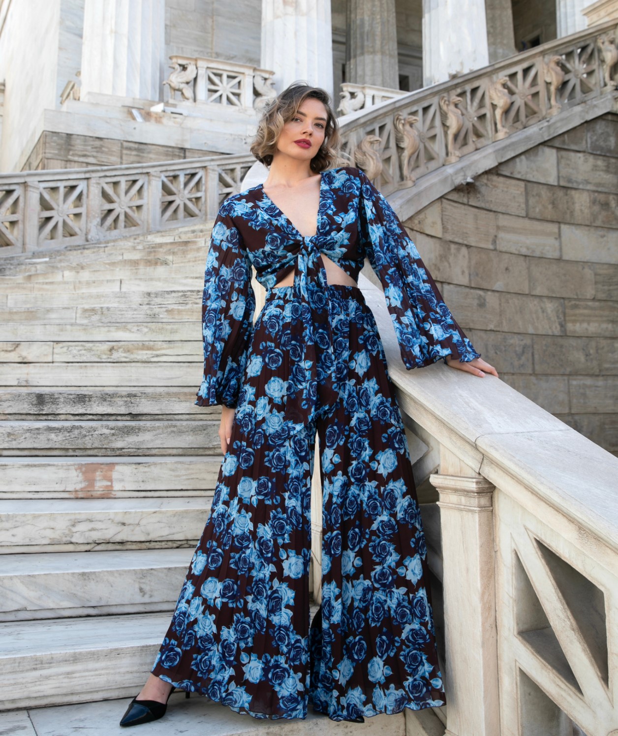 Le Vertige • Wide Pleated Floral Pants • Choco Brown Blue