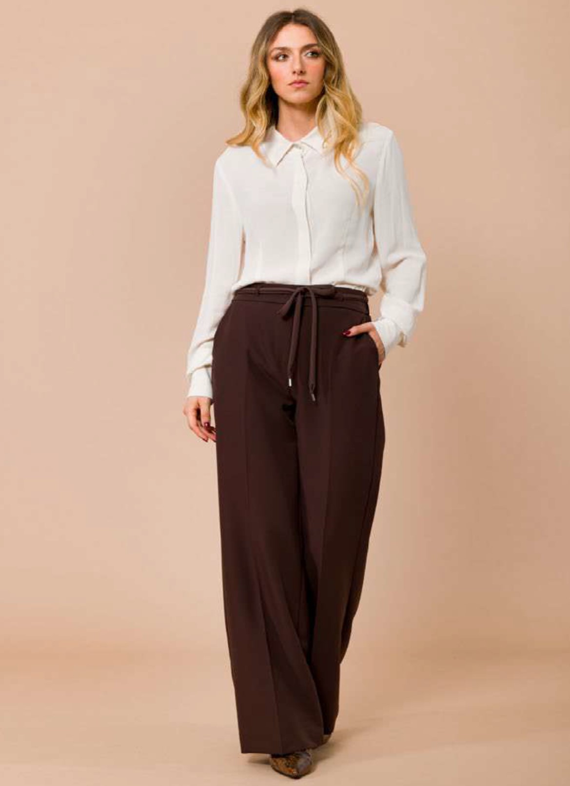 Maryley • Highwaisted Suit Trousers • Choco Brown