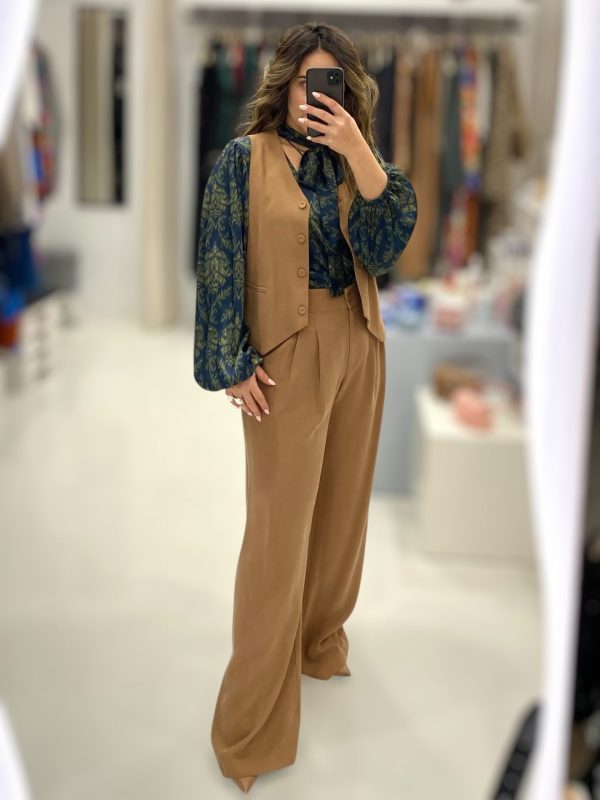 Deppy Joo • Soft Finish Vest • Camel - Image 4