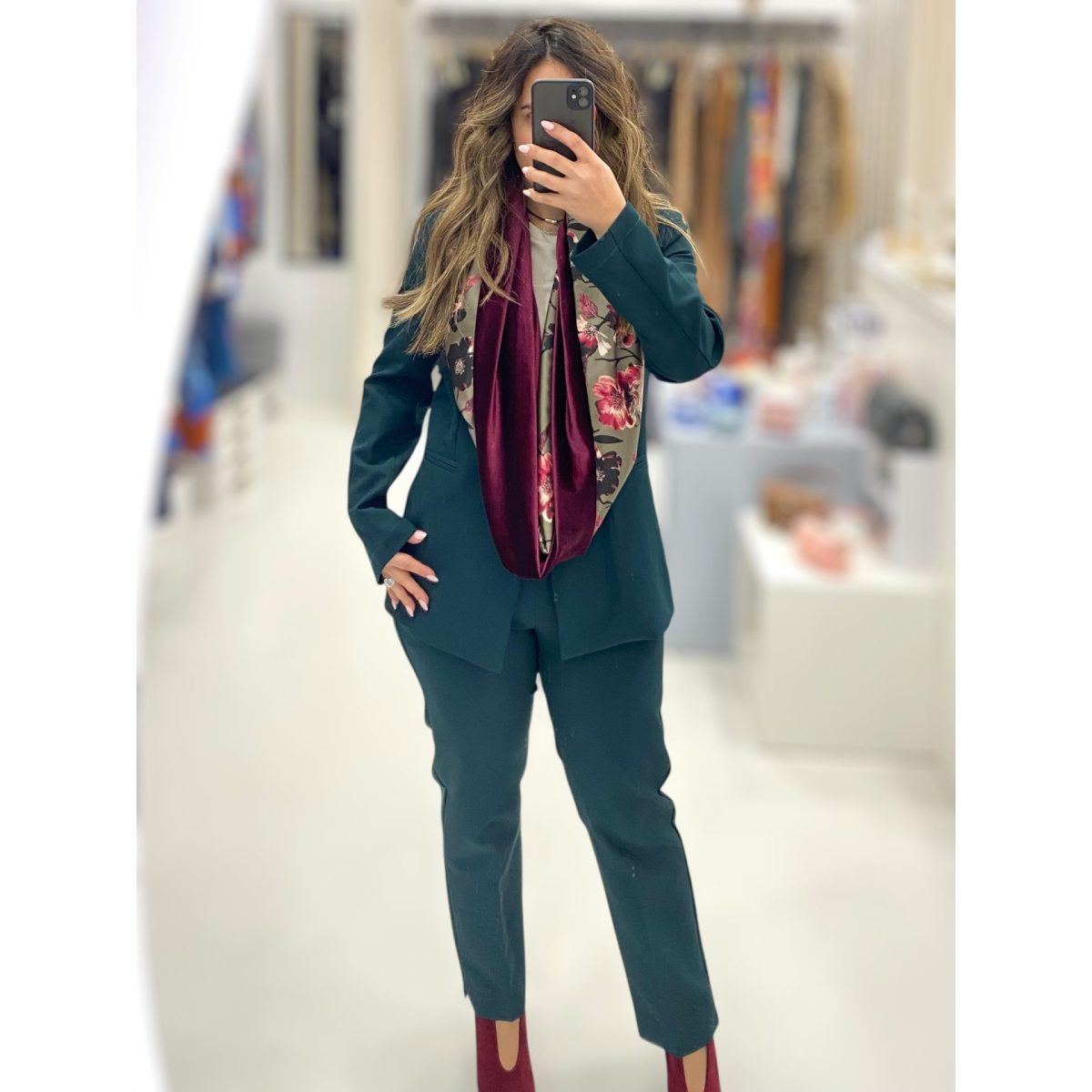 VinD • Handmade Infinity Scarf • Antigone olive - berry velvet - Image 4