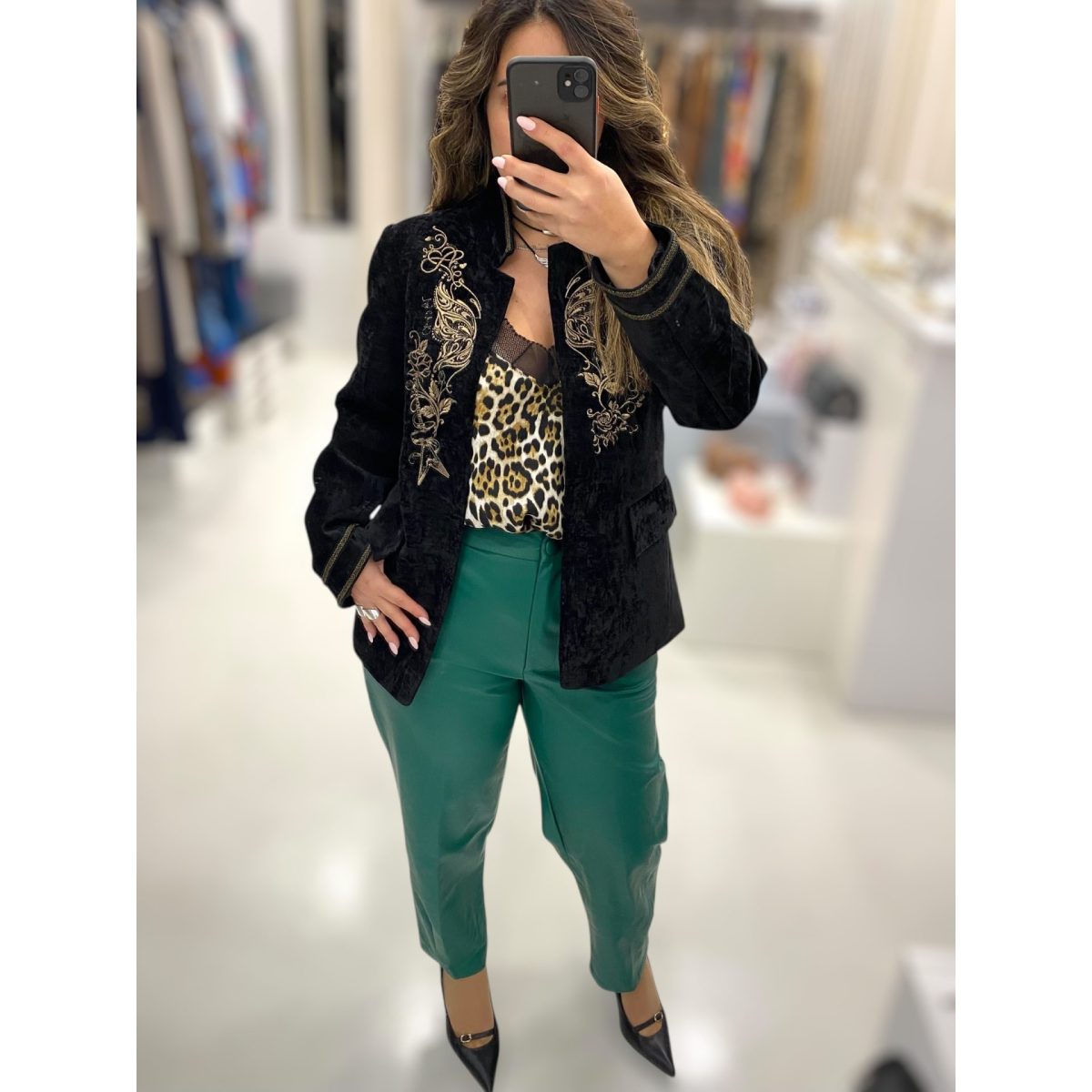 Le Vertige • Vegan Leather Barrel Pants • Green - Image 4