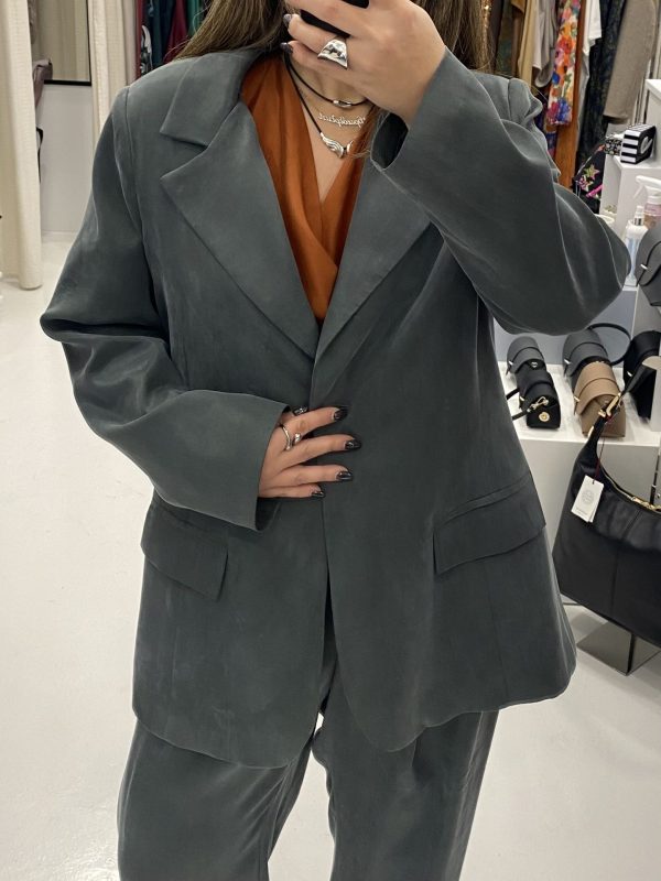 Deppy Joo • Silk Finish Total Suit • Green - Image 3