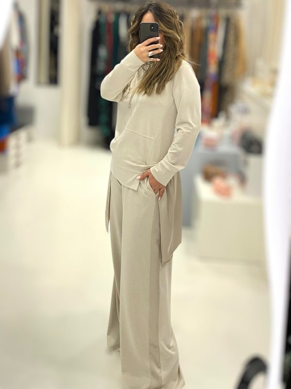 Deppy Joo • Silky touch Tracksuit • Ivory - Image 3