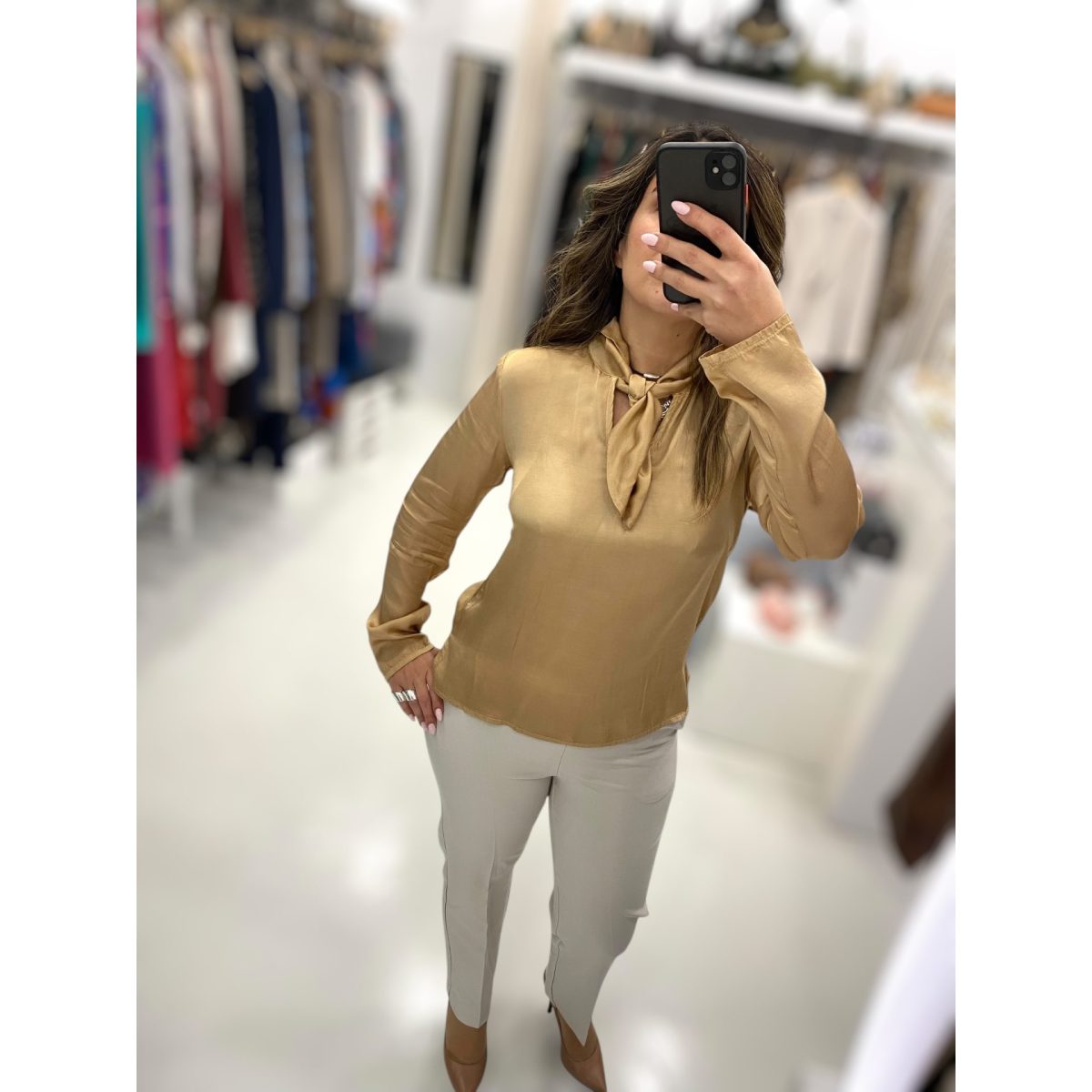 Le Streghe • Knot Blouse • Champagne Gold - Image 3