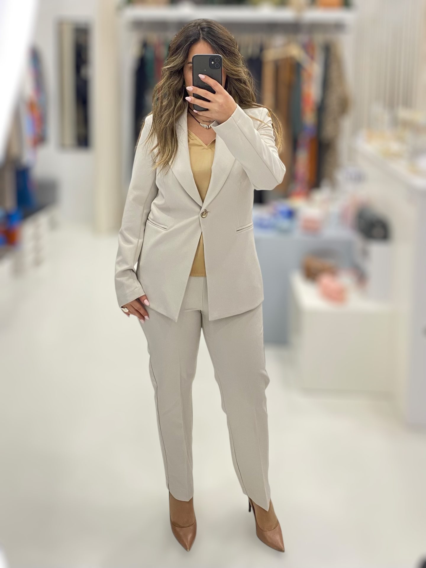 Maryley • Single Button Total Suit • Ivory