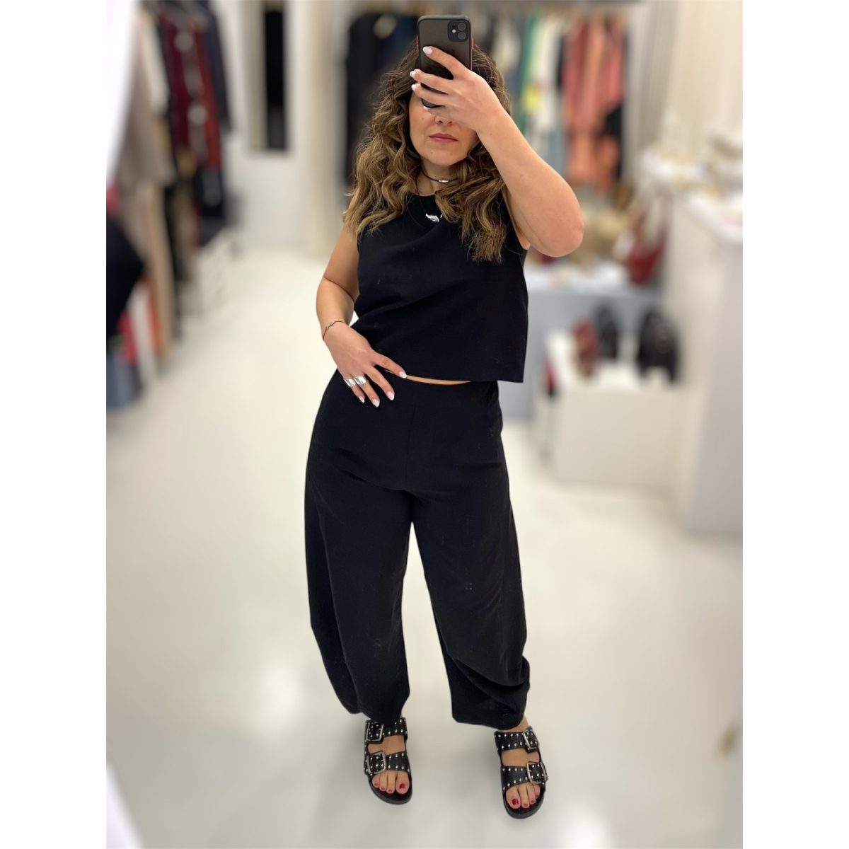 Moutaki • Linen Blend Slouchy Pants • Black - Image 3