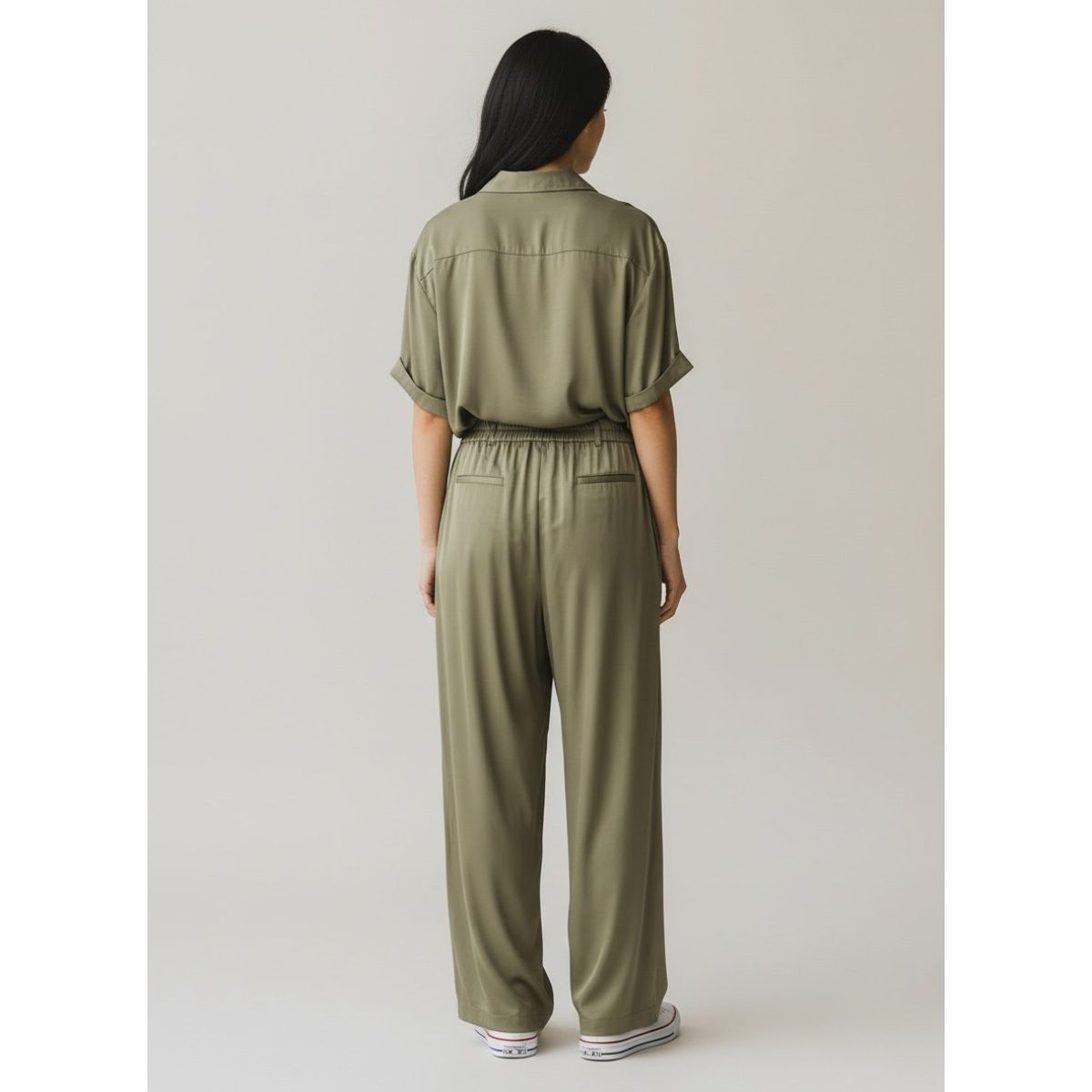 Le Streghe • Oversized Soft Trousers • Olive Militaire - Image 3