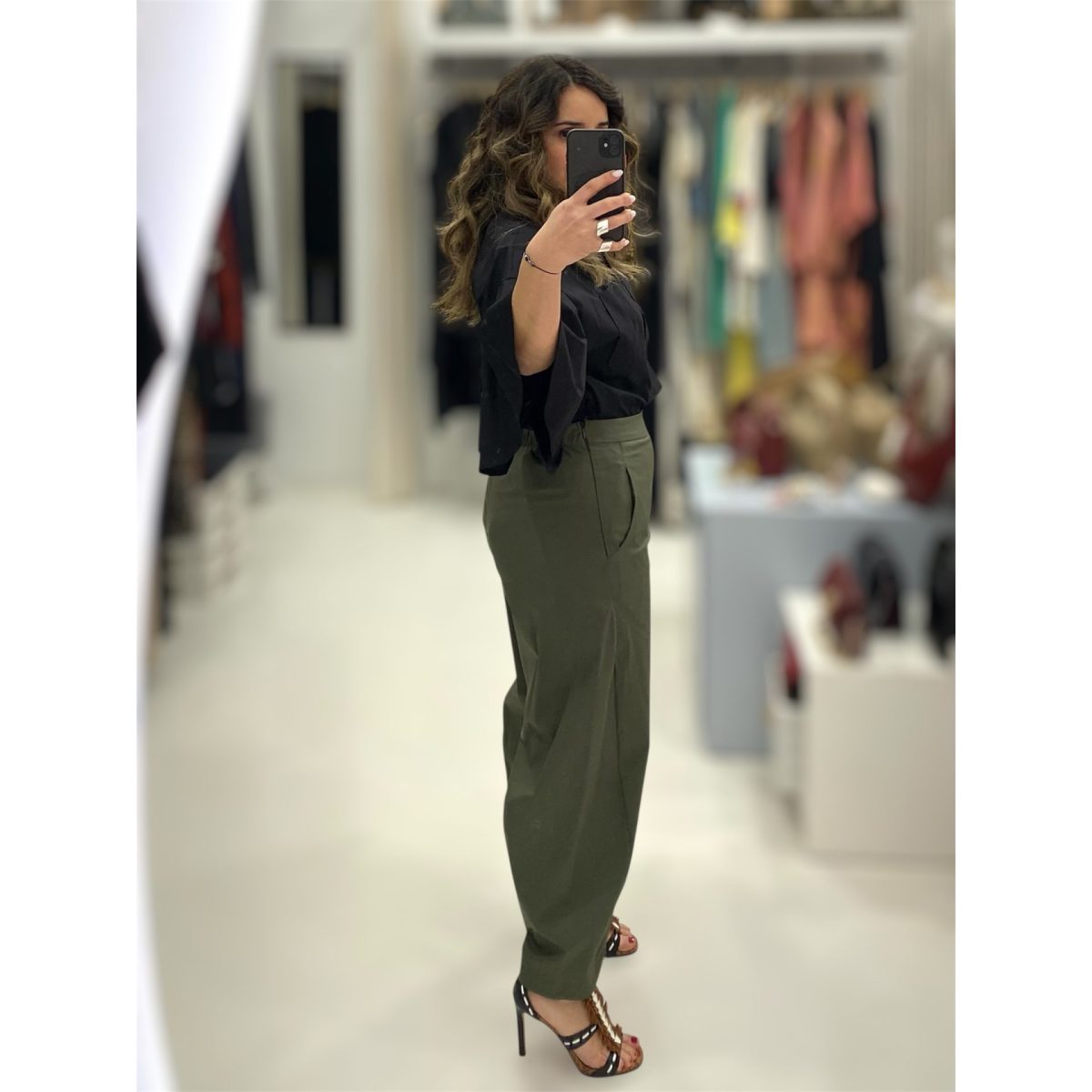 Moutaki • The Basics Slouchy Pants • Khaki - Image 2