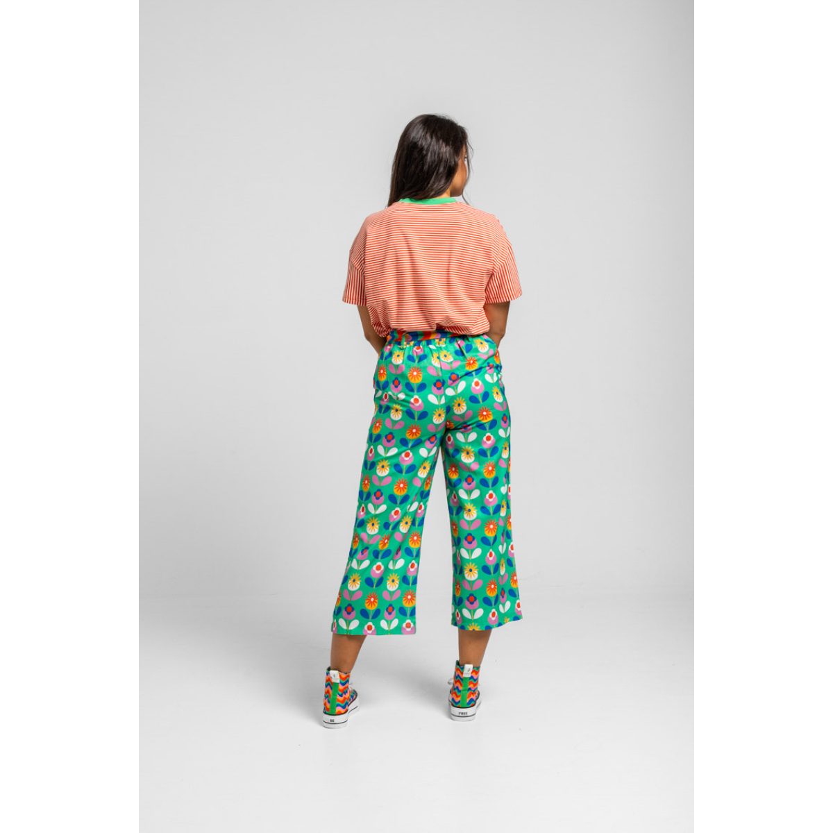 Lolina • Culotte pants with bow • Green floral - Image 6