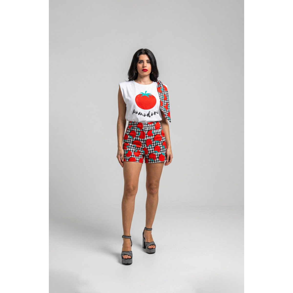 Lolina • Pomodori Bow T-shirt • White Red Black - Image 2