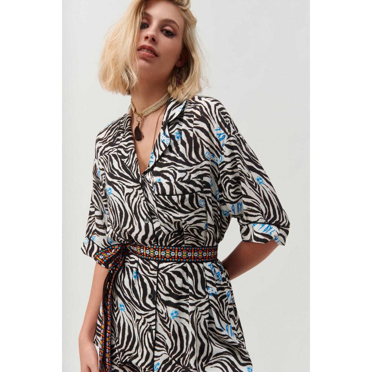 Cloud9byL • Tempo Shirt • Zebra White Black Blue - Image 2